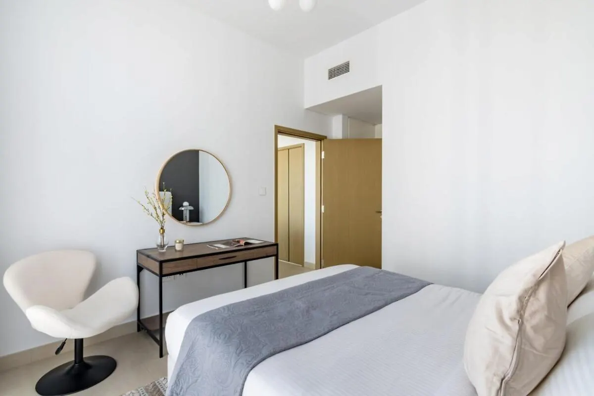Silkhaus Near Burj Khalifa 1 Bdr With Luxurious Vibes Apartment Dubai 0*,  United Arab Emirates